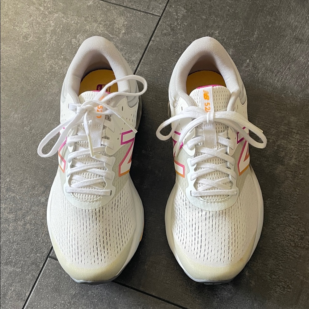 New Balance Women's White and Pink Running Shoes